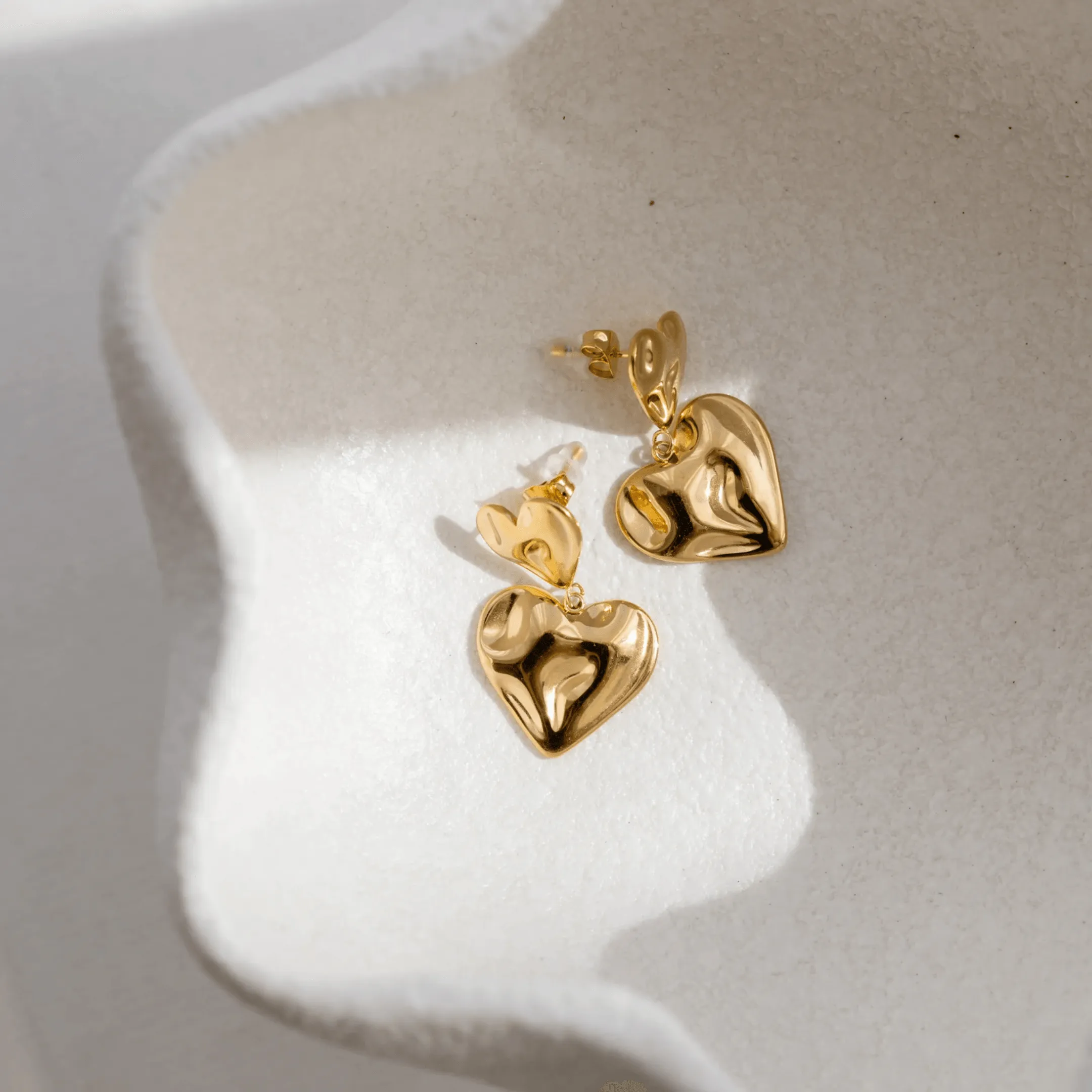 Asmara Heart Earrings - Gold