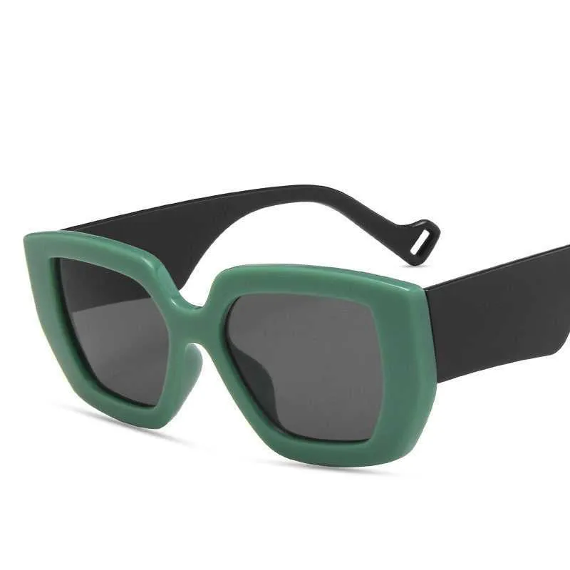 ChicRetro Frame Sunglasses