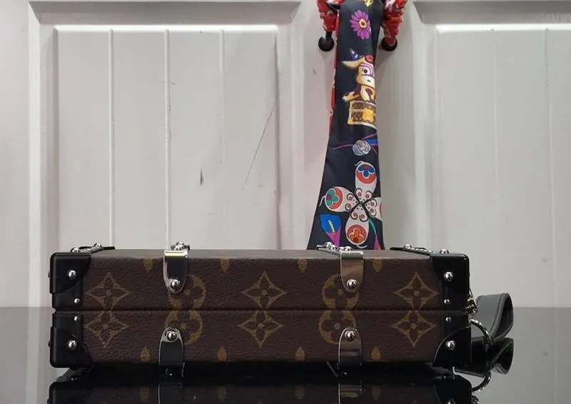 Elegant Nicely - LOV Bags - 2306