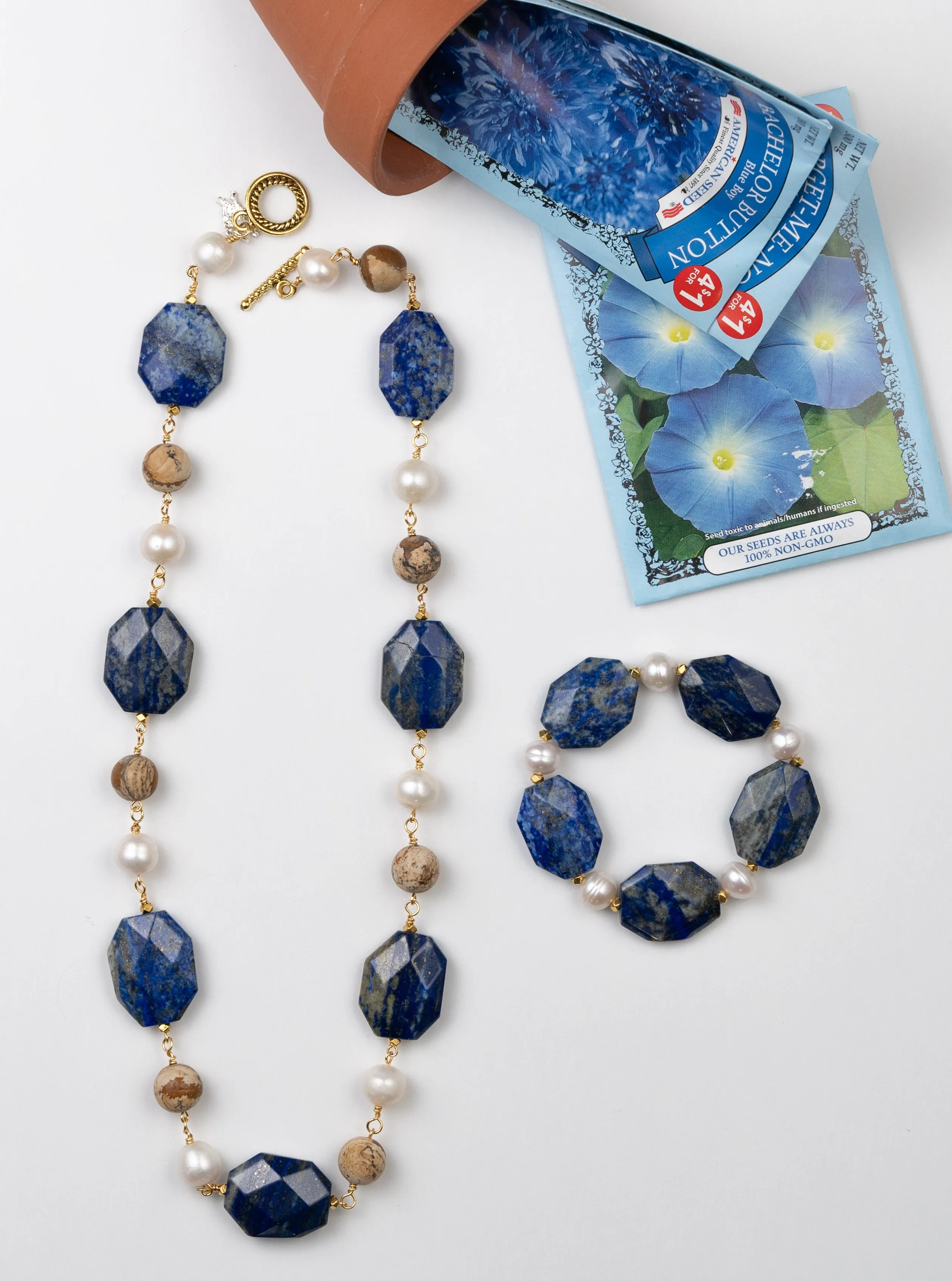 Gems & Pearls Necklace