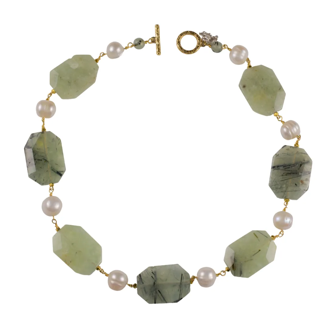 Gems & Pearls Necklace