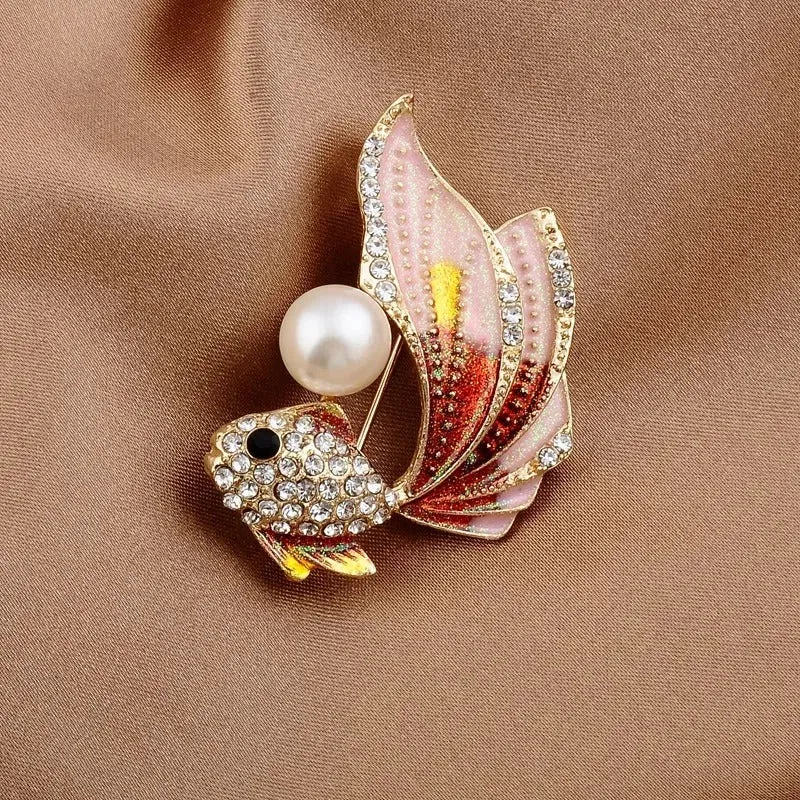 Glamorous Rhinestone Fish Design Brooch Pin with Pearl Accent