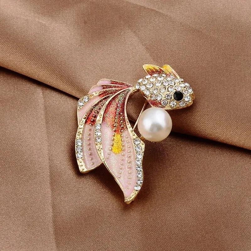 Glamorous Rhinestone Fish Design Brooch Pin with Pearl Accent