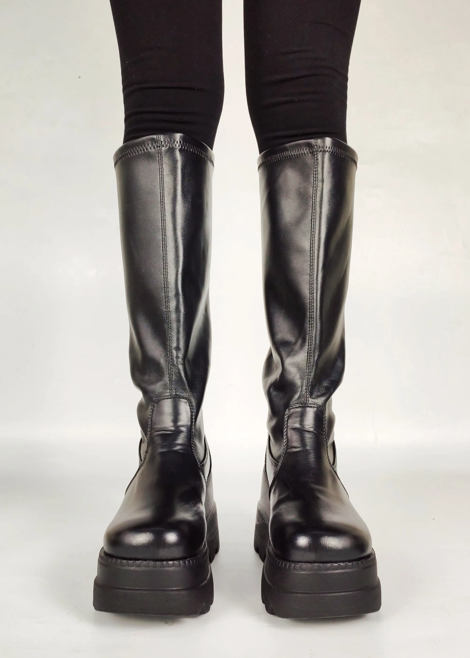 HIGH PLATFORM BOOTS