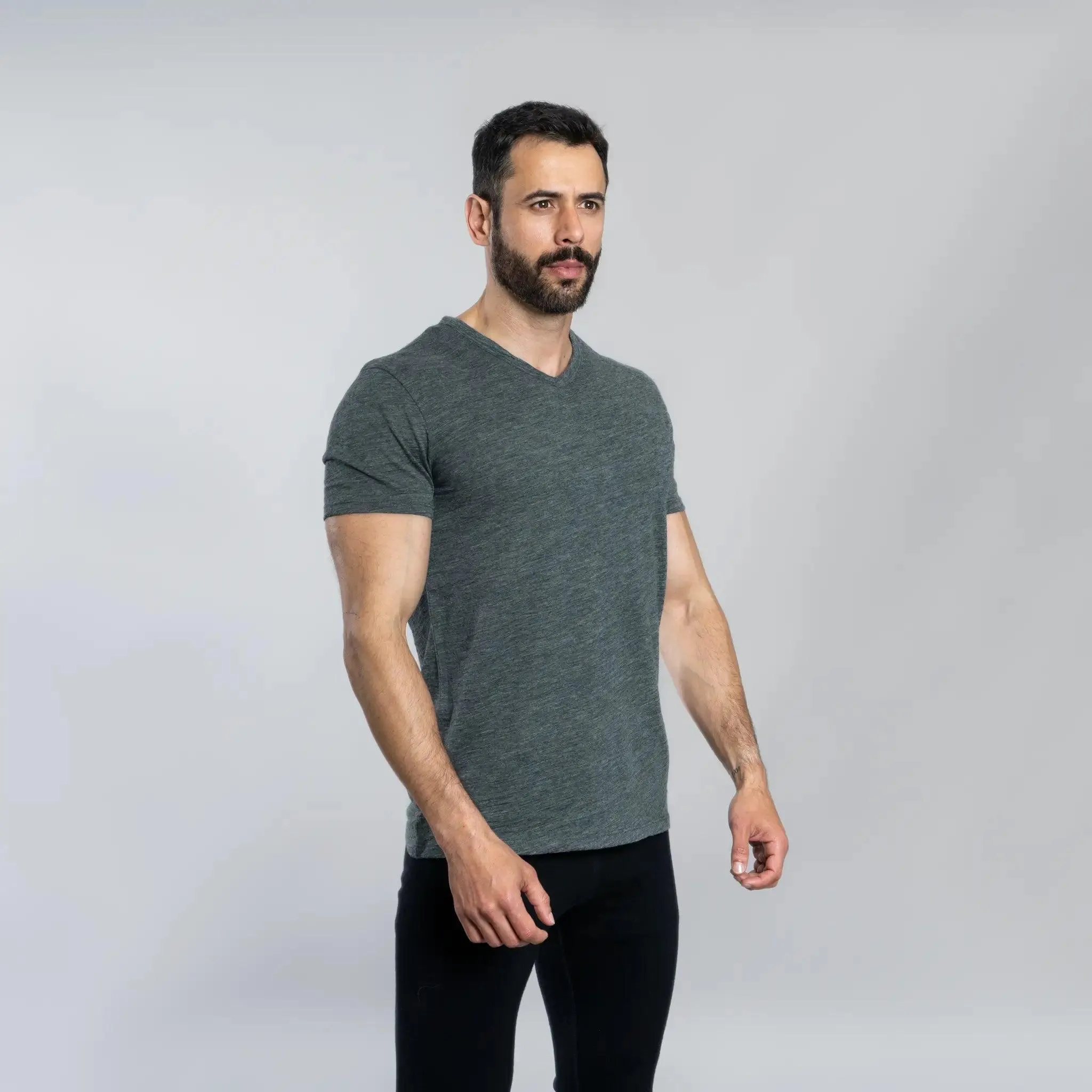 Men's Alpaca Wool Shirt: 160 Ultralight V-Neck