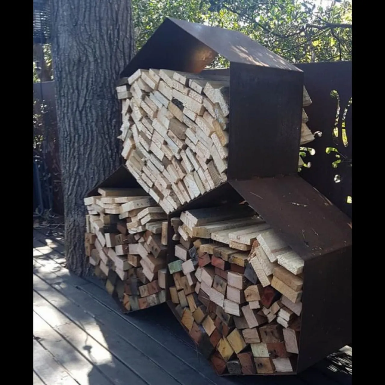 Monarch Triple Honeycomb Log Rack