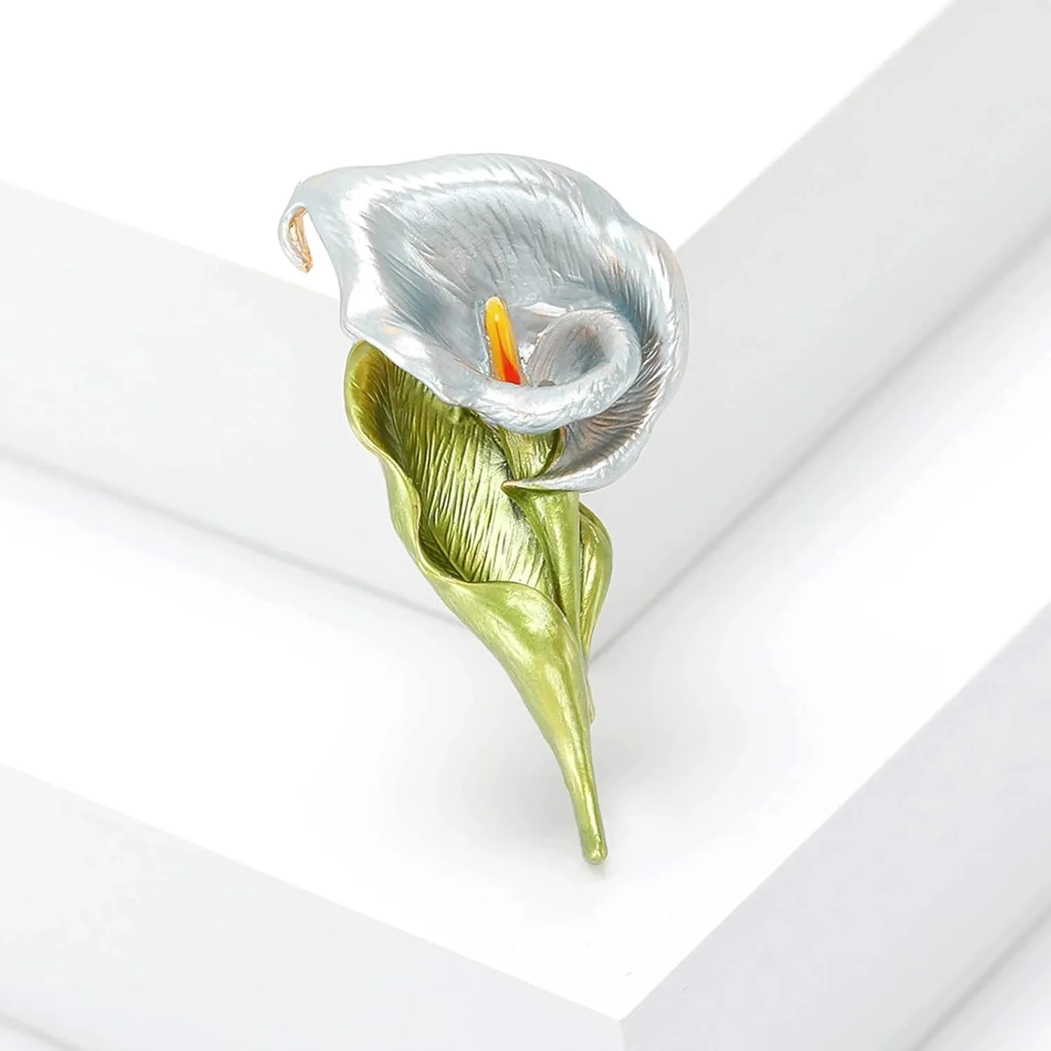 Mother's Day Gift Calla Lily Brooch Rhinestone Crystal Flower Brooches Calla Lily Lapel Pins for Women Elegant Dress Accessories