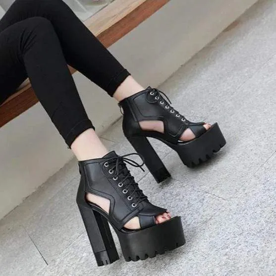 Motto Platform Sandals
