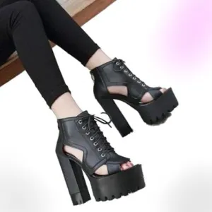 Motto Platform Sandals