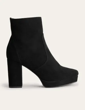 Platform Ankle Boot-Black