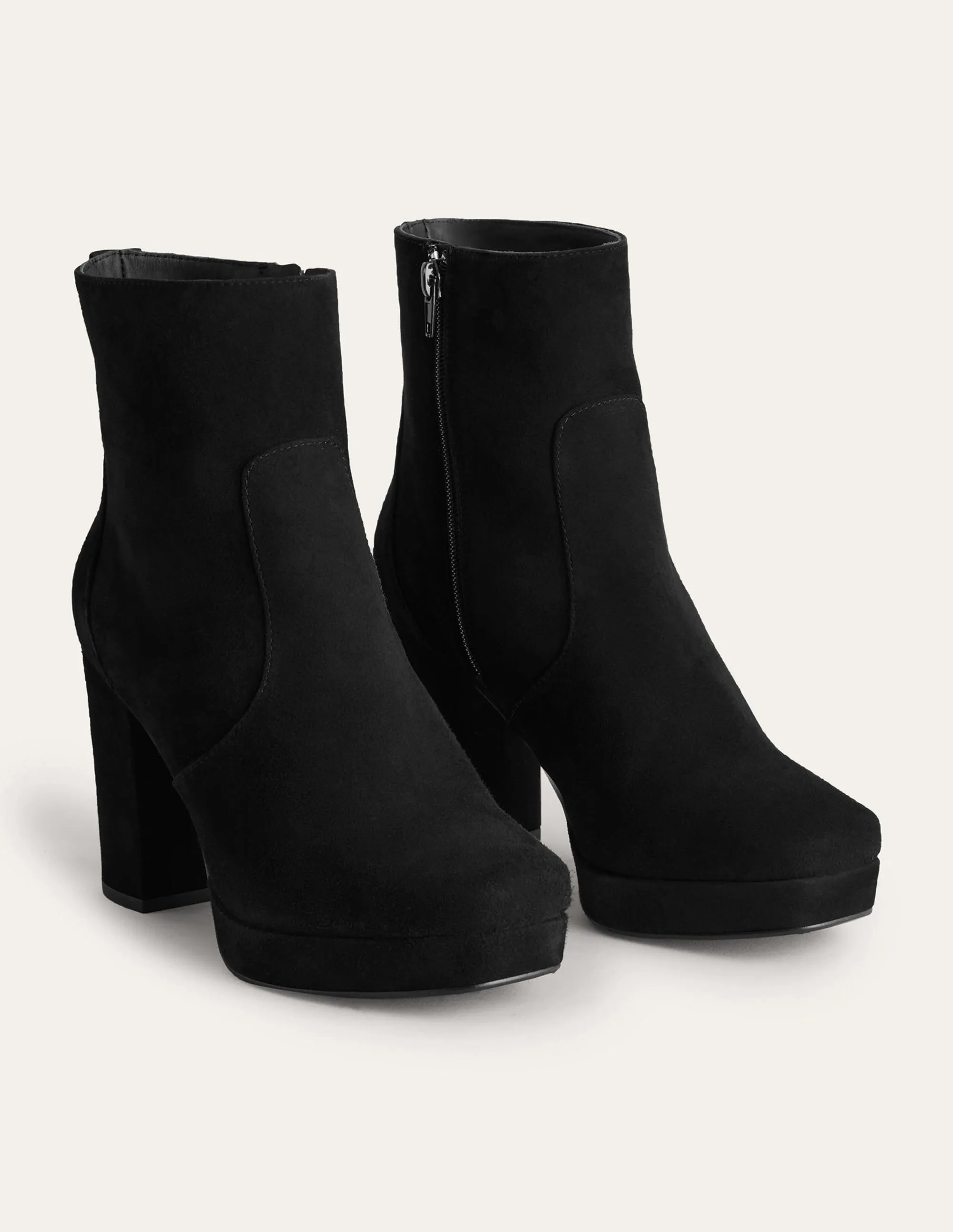 Platform Ankle Boot-Black
