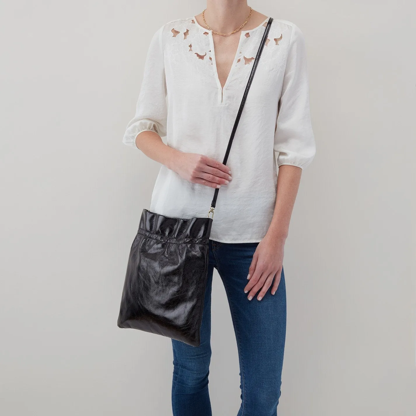 Prose Crossbody (Black)
