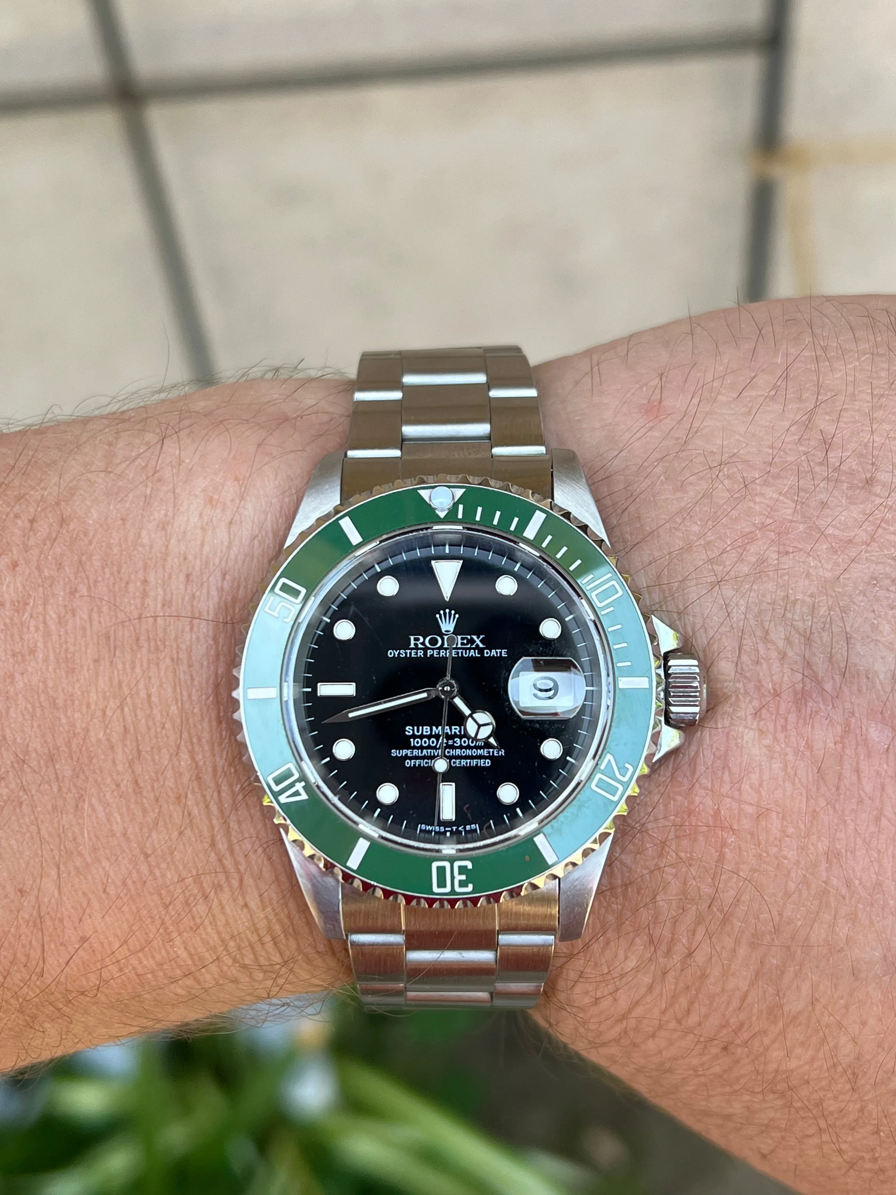 Rolex Submariner 16610 40mm Stainless Steel Men’s Watch Factory Clone Green Ceramic Bezel Insert seen on Kermit 126610LV Mint