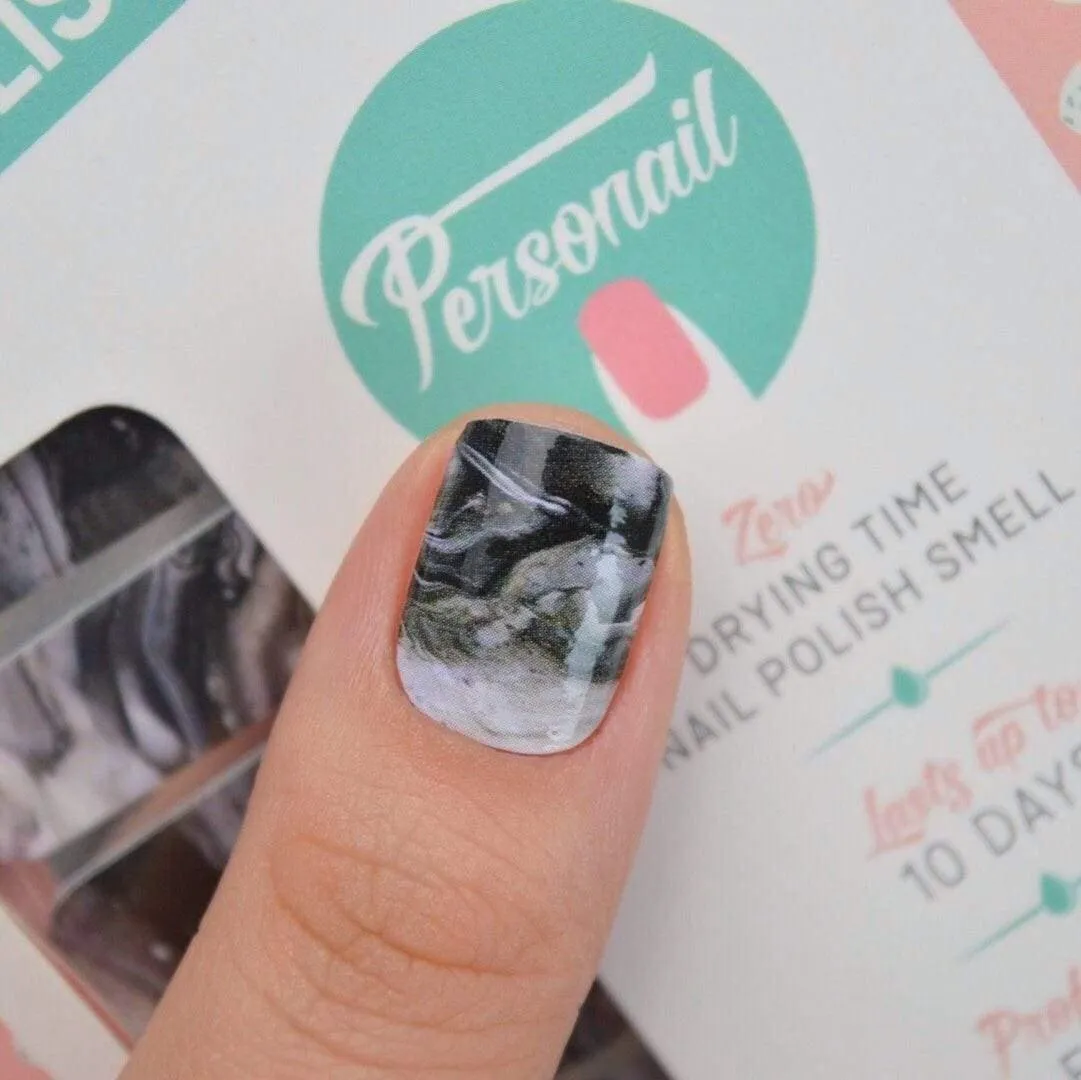 Waves | Nail Polish Wrap