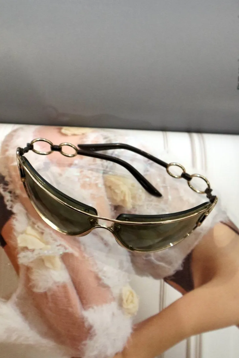 Yves Saint Laurent Statement Sunglasses